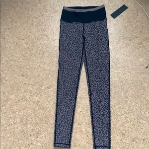 leopard print leggings